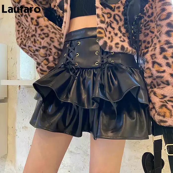 Jupe courte en cuir noir à lacets Lautaro pour femme