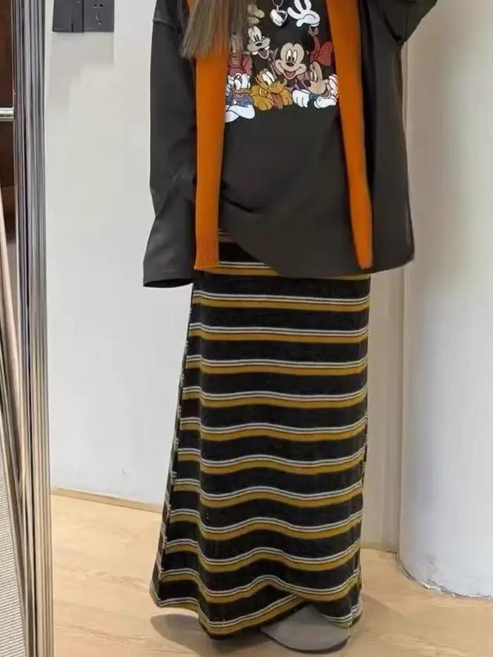 Jupe longue tricotée rétro rayée avec fente au dos pour femme