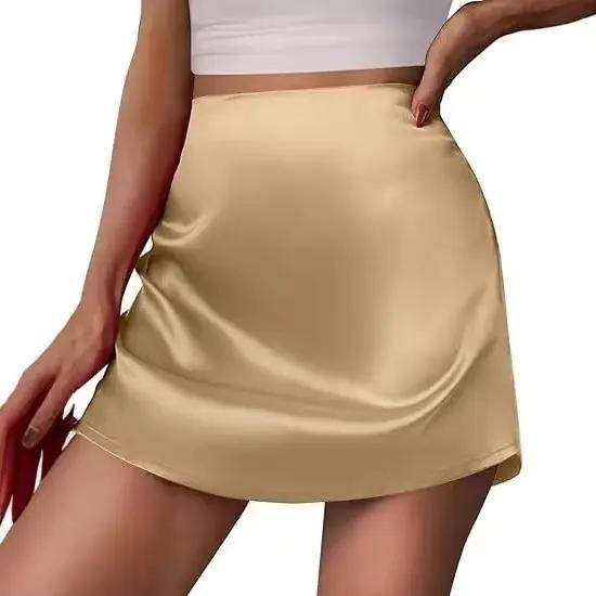 Mini jupe trapèze plissée en Satin taille haute