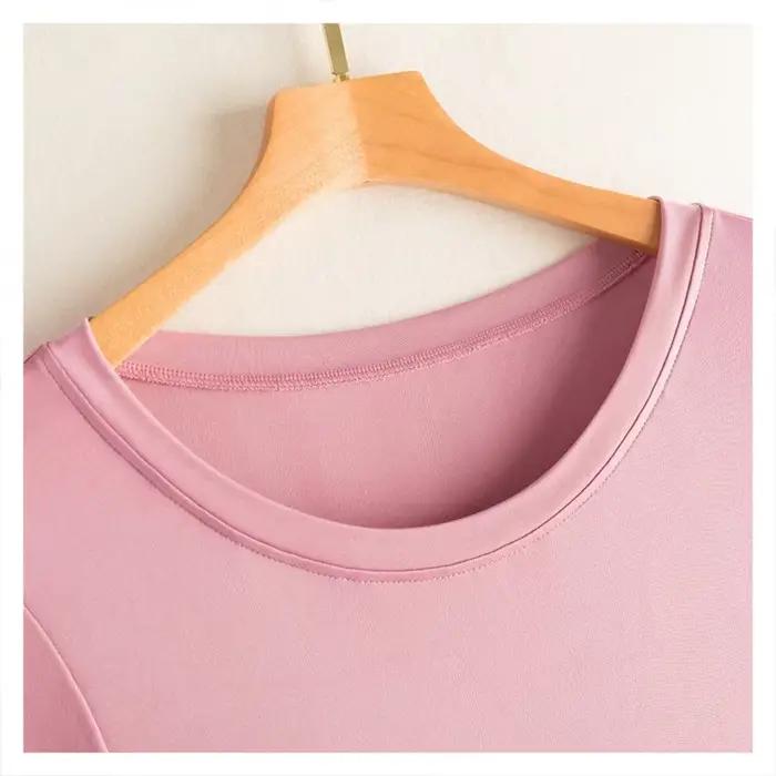 Robe en soie tricotée couleur unie, grande, moyenne, longue, soie mûre, manches courtes, col rond, jupe portée à même la peau