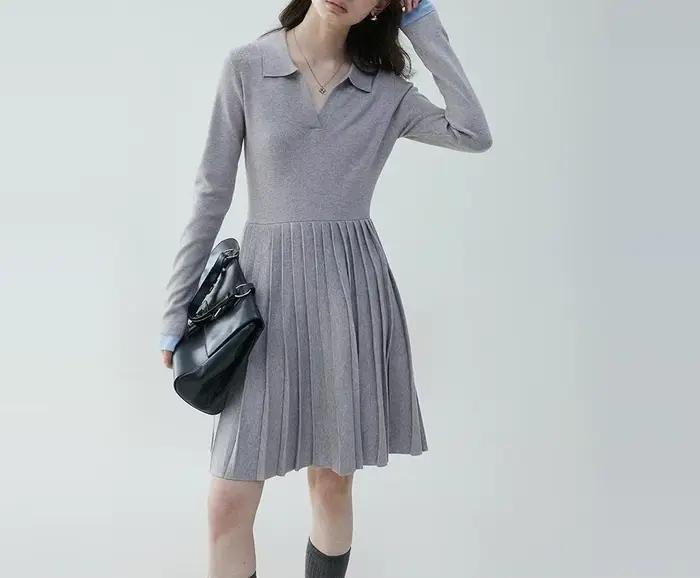 Robe tricotée plissée à col POLO pour femmes