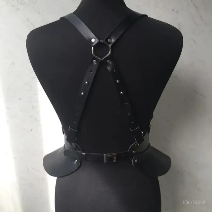 Mini jupe gothique métallique argentée pour femmes