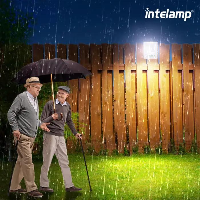 Intelamp – projecteur solaire extérieur à longue durée de vie, avec panneau solaire super grand, 12000mAh, deux capteurs, câble de 5m, pour jardin et garage