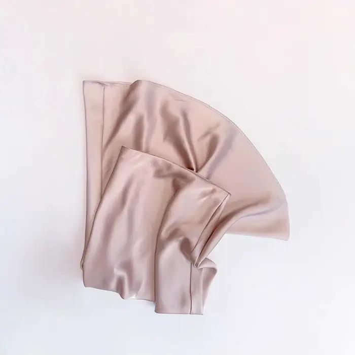 Jupe Chic en Satin d'acide acétique pour femmes
