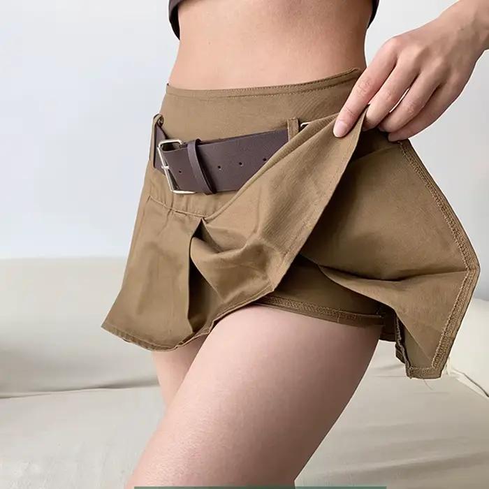 Karrram – Mini jupe plissée marron pour femmes