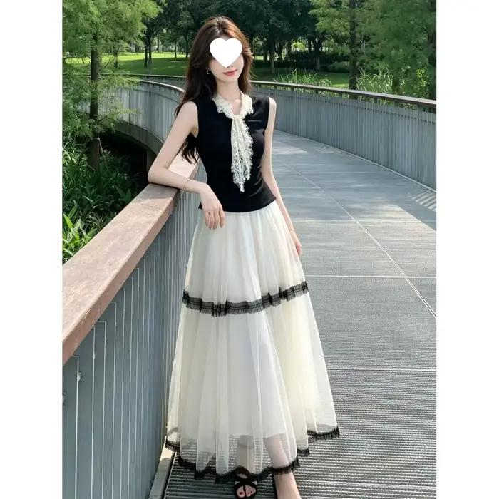 Ensemble élégant jupe longue en maille noire et haut sans manches – Tendance estivale