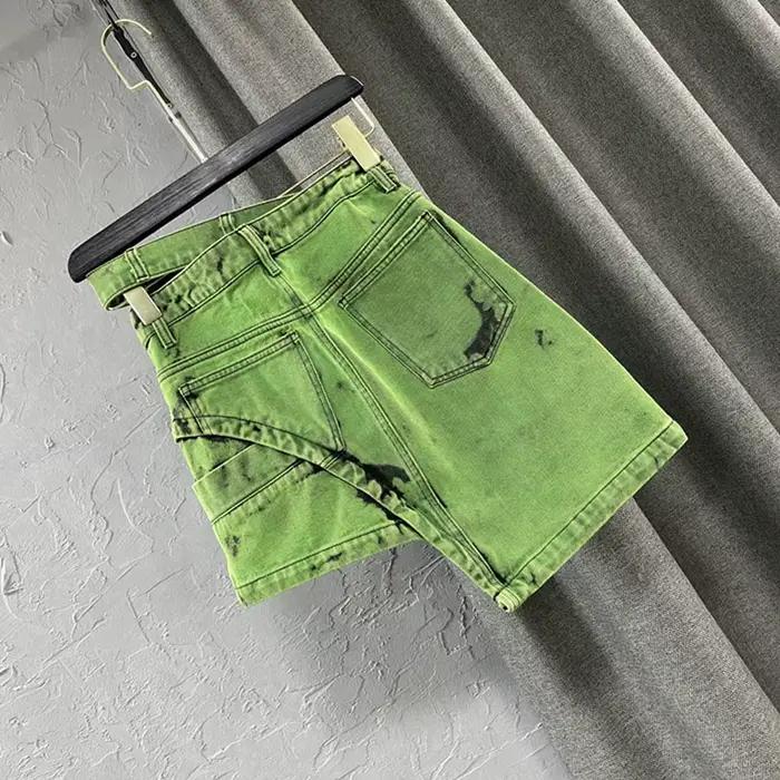 Jupe courte asymmetrique en denim vert pour femmes style deconstruit pour l'ete occassions speciales et quotidienne