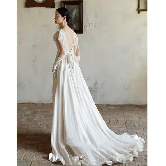 Robe de Mariée Française Personnalisée, Dos aux, Col Carré, Rétro, Simple, Blanc, Amincissante, Patients Traînants