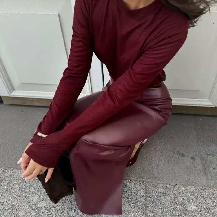 ZAROY – Jupe mi-longue en cuir bordeaux pour femmes