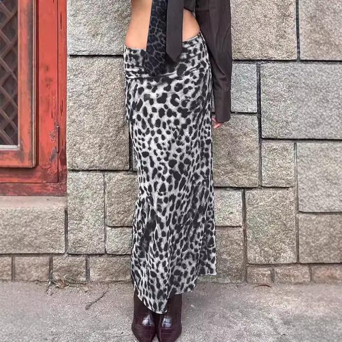Nouvelle jupe taille haute personnalisée à imprimé léopard style Spice Girl pour l'automne 2026