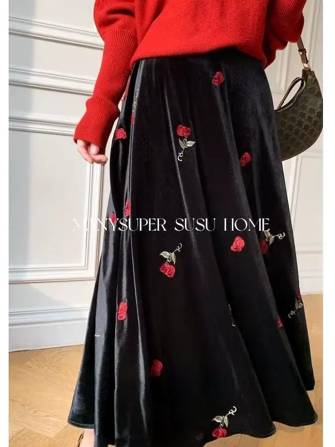 Nicemix automne/hiver nouvelle jupe rétro brodée rouge Rose velours pour les femmes Style français taille haute minceur a-ligne jupes longues