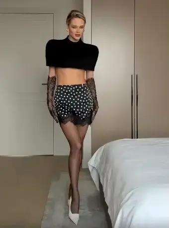 Femmes élégantes dentelle Patchwork à pois Mini jupe Sexy taille haute Satin mince bas court 2026 printemps dame jupes de rue quotidiennes