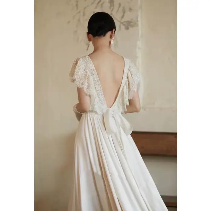 Robe de Mariée Française Personnalisée, Dos aux, Col Carré, Rétro, Simple, Blanc, Amincissante, Patients Traînants