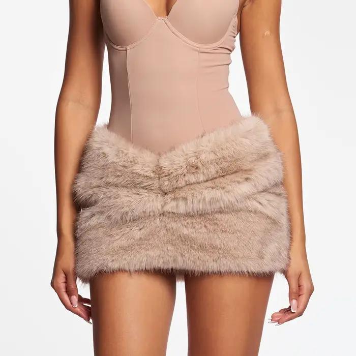 2026 Fashipn fausse fourrure moulante Mini jupes femmes mode Sexy taille basse Hipster