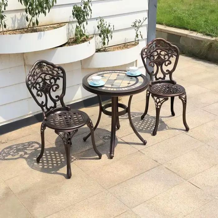 Tables et chaises en aluminium moulé pour l'extérieur, meubles de terrasse d'hôtel, table ronde en métal, cour, jardin
