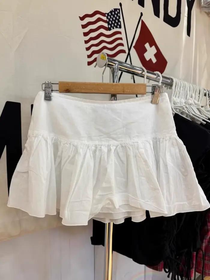 Mini jupes blanches pliables pour femme, taille basse, ligne a, courtes, décontractées, simples, assorties avec tout, Style Preppy, en coton, nouvelle collection été