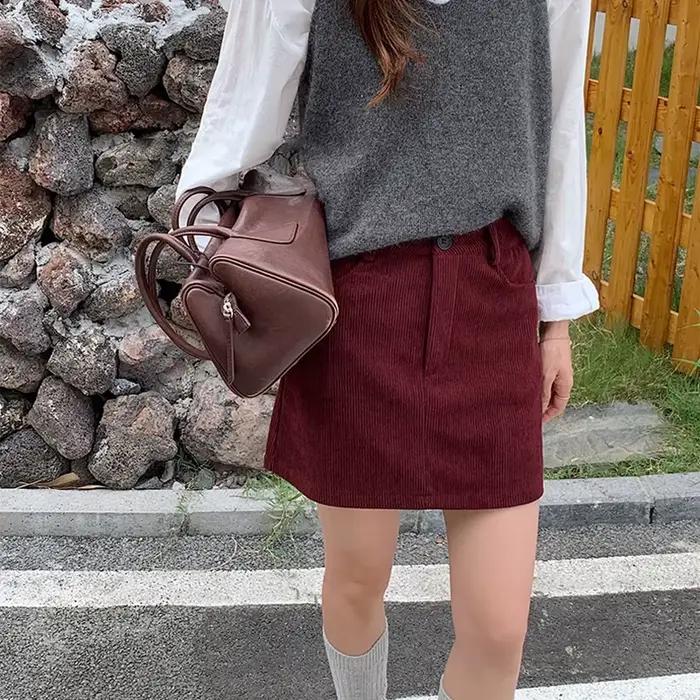 Jupe courte trapèze taille haute pour femme