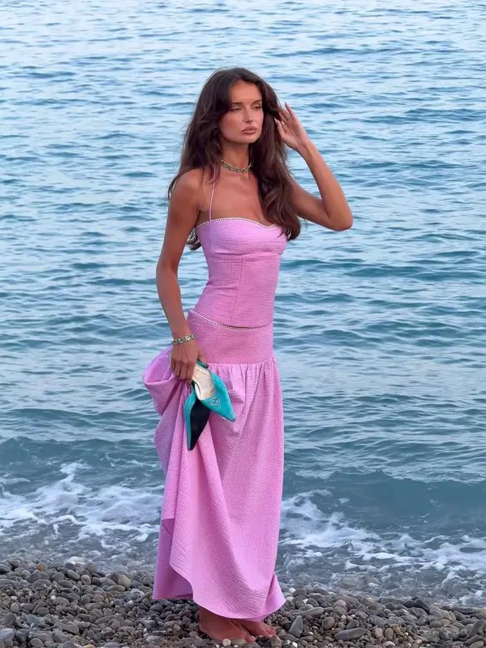 Ensemble chic rayé jupe et haut pour femme débardeur halter sans manches slim jupe longue tenue de plage vacances d'été 2026