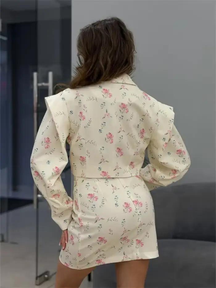Ensemble Blazer et Jupe à Imprimé Floral pour Femme – Veste Courte Chic et Mini-Jupe – Ensemble Deux Pièces Printemps 2026 – Tenue Décontractée Chic pour Affaires
