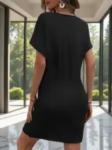 Jupe courte noire à col en V, ourlet irrégulier, coupe ajustée, mince, polyester, pour femmes, occasions estivales, mini, ajustement gaine