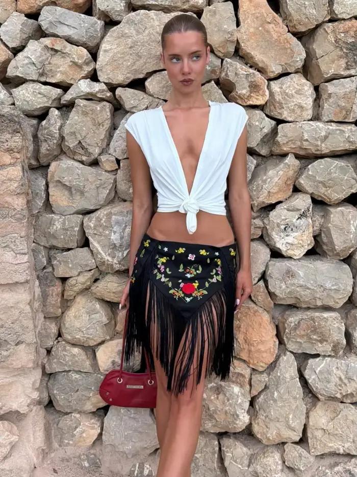 Ensemble jupe midi sexy vert dégradé avec haut cache-cœur à franges