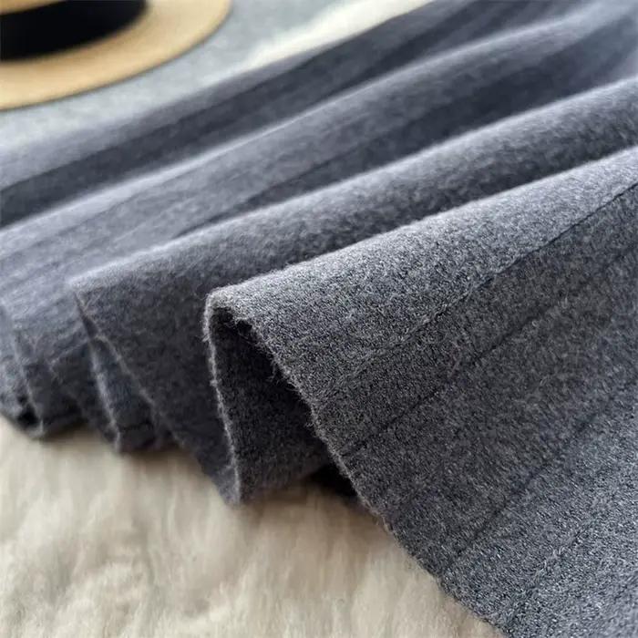 Jupe longue plissée en maille côtelée pour femme, taille haute élastique, coupe trapèze fluide, couleur unie, style coréen, décontractée, pour l'hiver