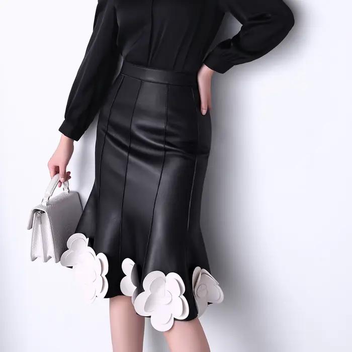 Femmes en cuir véritable Jupe Femme élégant taille haute 3D fleurs noir blanc couleur contraste queue de poisson
