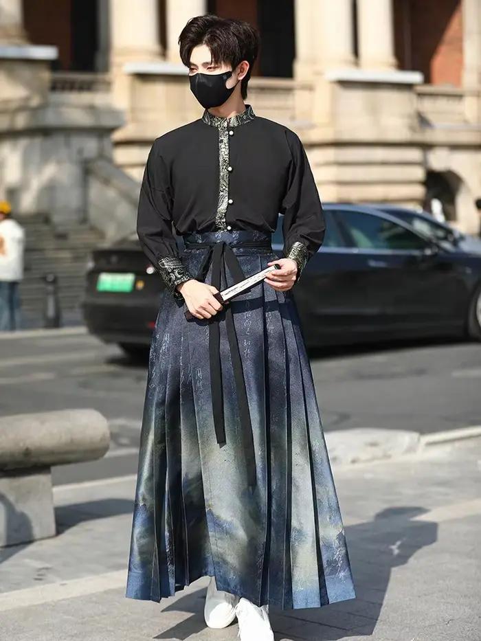 Jupe noire à face de cheval de la dynastie Ming