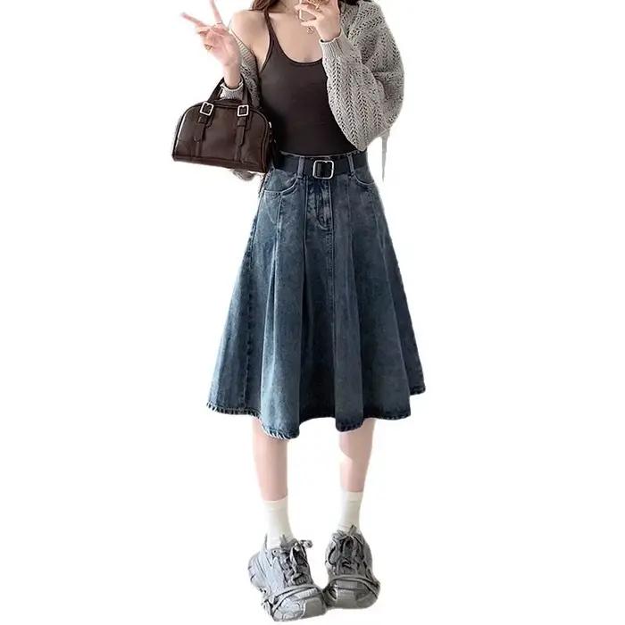 Jupe en jean plissée taille haute et coupe évasée pour le printemps et l'automne 2026