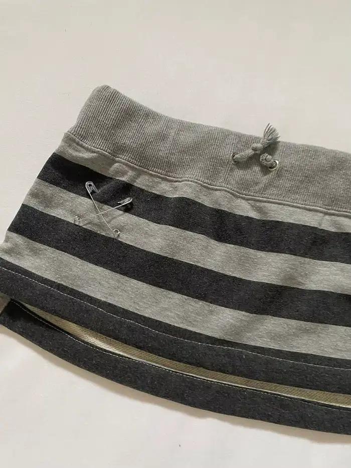 Jupe Courte Gothique Y2K à Rayures Style Rétro Américain Années 2000 pour Femme – Imprimé Crâne Gothique Punk Sexy pour l'Été – Jupes Chic pour Femme