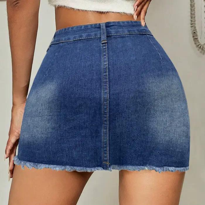 Jupe Courte en Jean Femme 2026 Nouvelle Collection Denim Déchirée Coupe Slim Effet Hanches Affinées