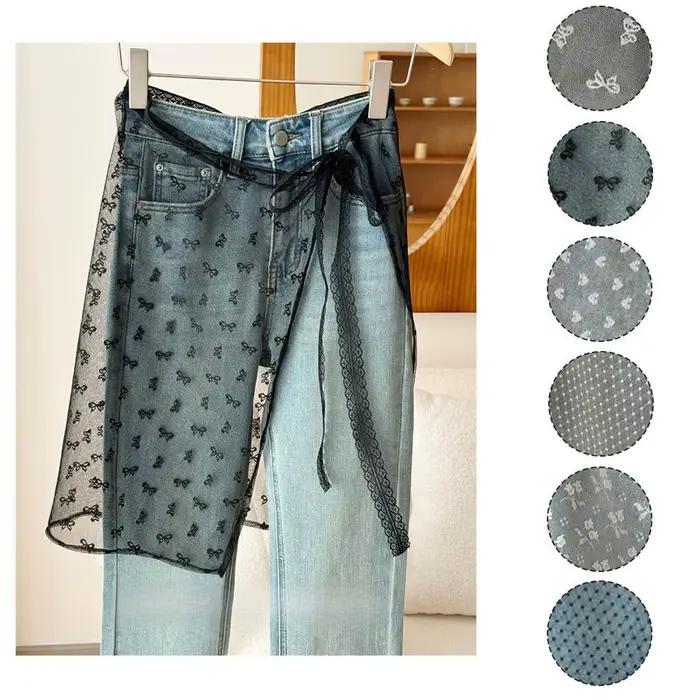 Jupe en dentelle pour femme style Y2K motif floral en maille à nouer superposée avec empiècements latéraux à nouer style skater pour superposer sur un jean
