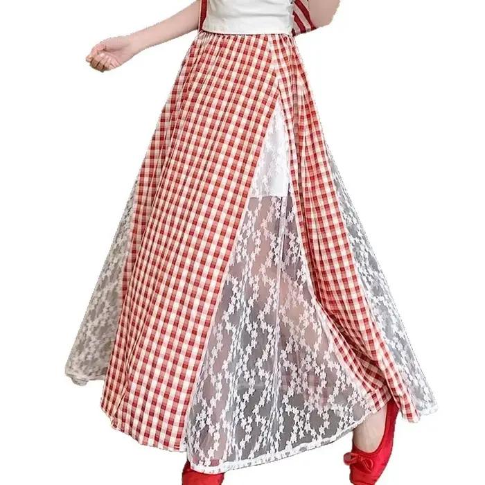 Jupe longue évasée en polyester à carreaux avec dentelle