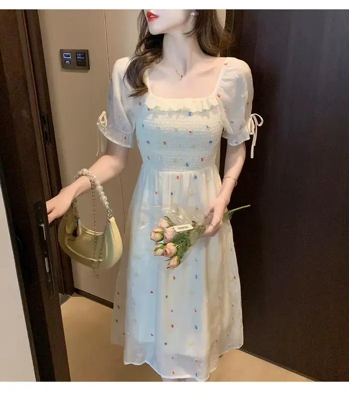 Robe florale en mousseline de soie pour femmes, nouveau petit tempérament français, taille haut de gamme et amincissante, été 2025