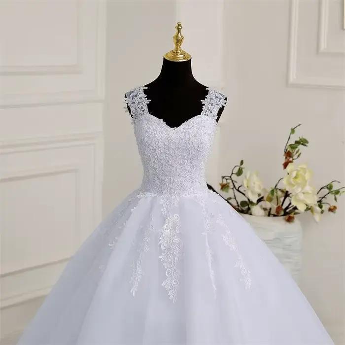 Robe de mariée classique en dentelle, tenue de luxe, grande taille, 2023
