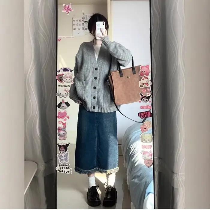 Jupe mi-longue en jean taille haute coupe trapèze pour femme