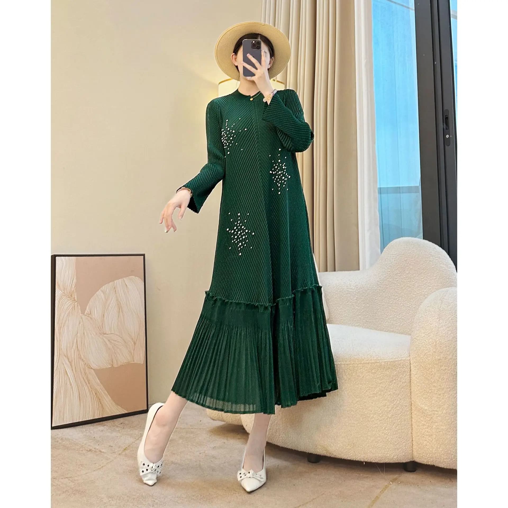 Robe mi-longue plissée pour femmes, ornée de strass rouges, robe fluide à manches longues pour dames