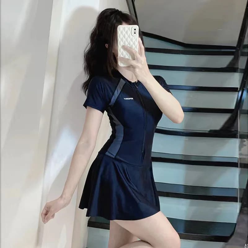Maillot de bain une pièce à manches longues pour femmes, offre spéciale de la saison, nouveau Style
