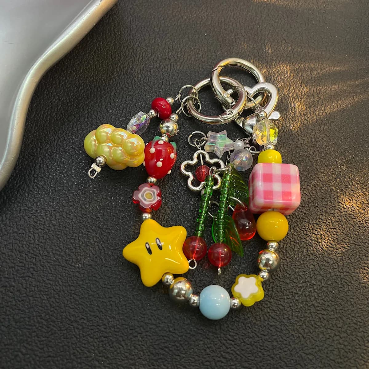 Chaîne de téléphone portable, perle de couleur, chaîne suspendue, pendentif de coque de téléphone
