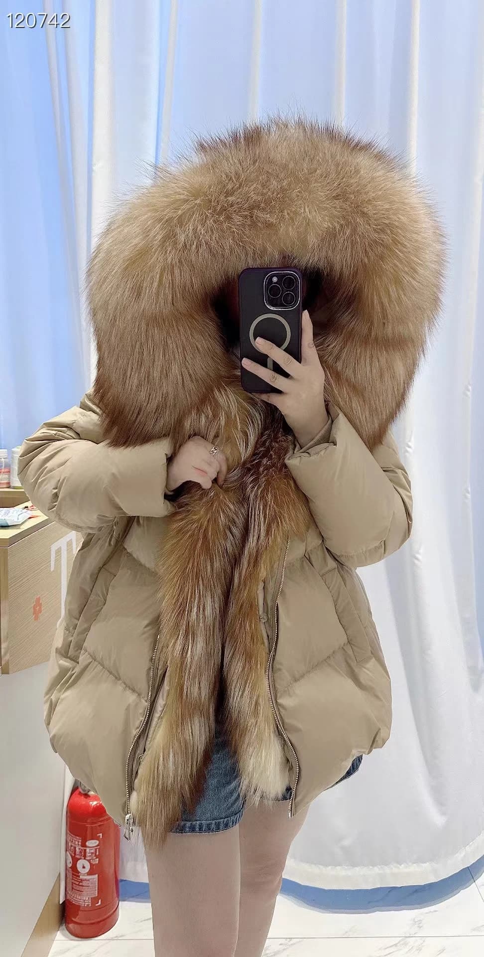 Veste d'hiver en duvet de canard blanc pour femme, manteau à capuche avec col en vraie fourrure de r