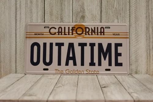 Retour vers le futur OUTATIME Réplique de voiture Accessoire de film Plaque d'immatriculation califo
