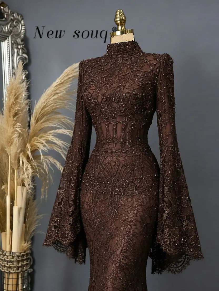 Robes de soirée musulmanes en dentelle sirène chocolat, manches longues cloche, col montant, modeste