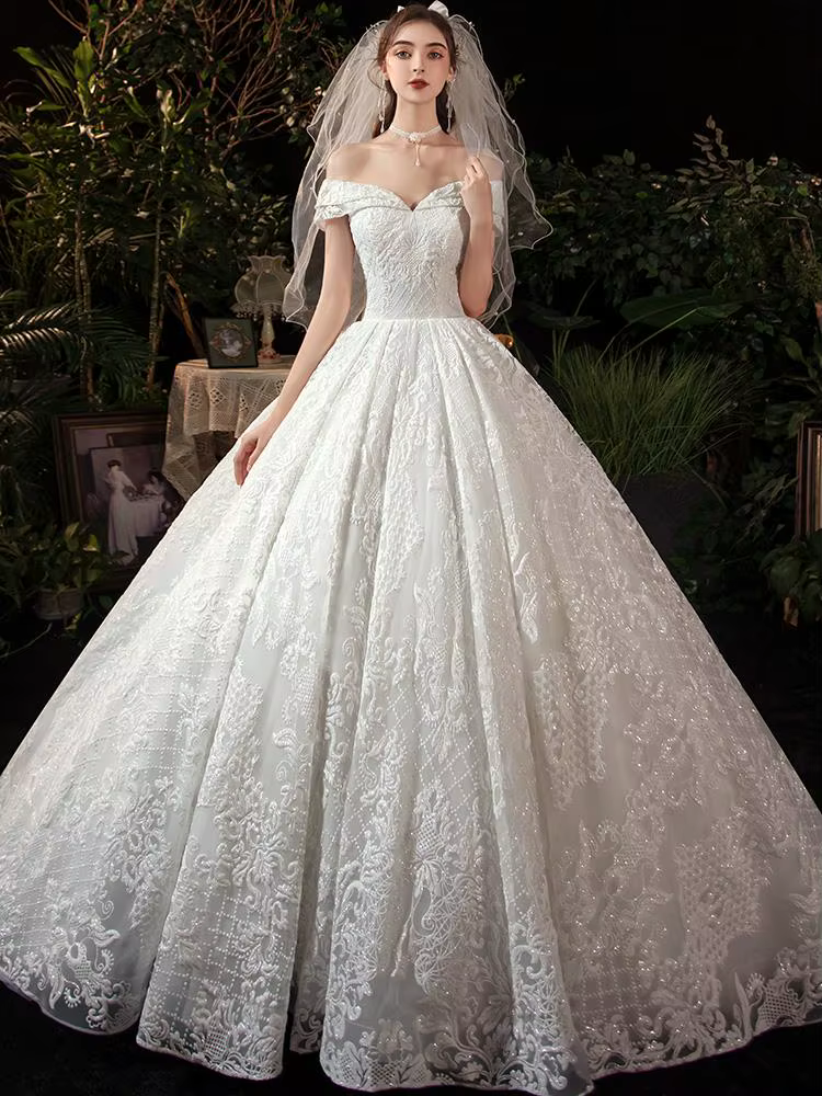 Robes de mariée longues en dentelle blanche scintillante, robes de mariée de luxe, train royal à pai