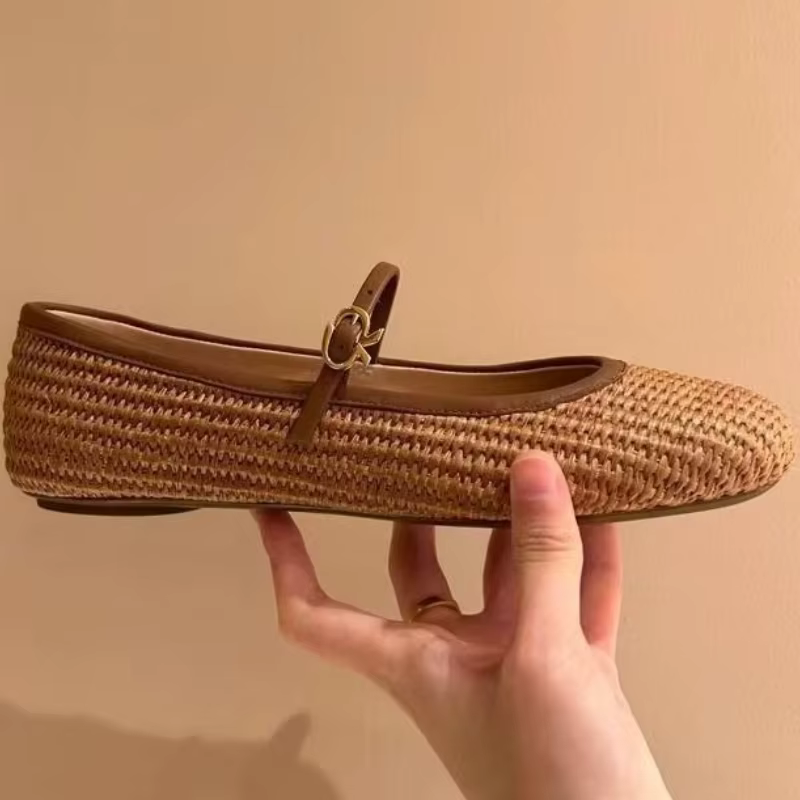 Printemps été 2025 nouveau Style chaussures tissage évider conception sandales bout carré boucle san