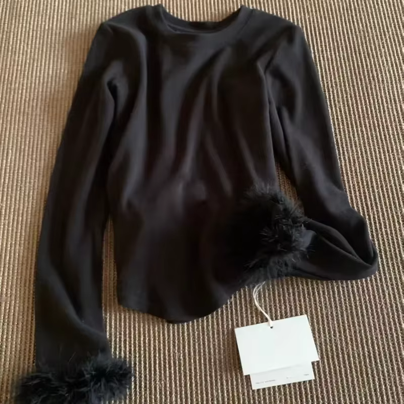 Haut noir à manches longues pour femmes, manchette en plumes, chemisier en tricot ajusté pour tenue 