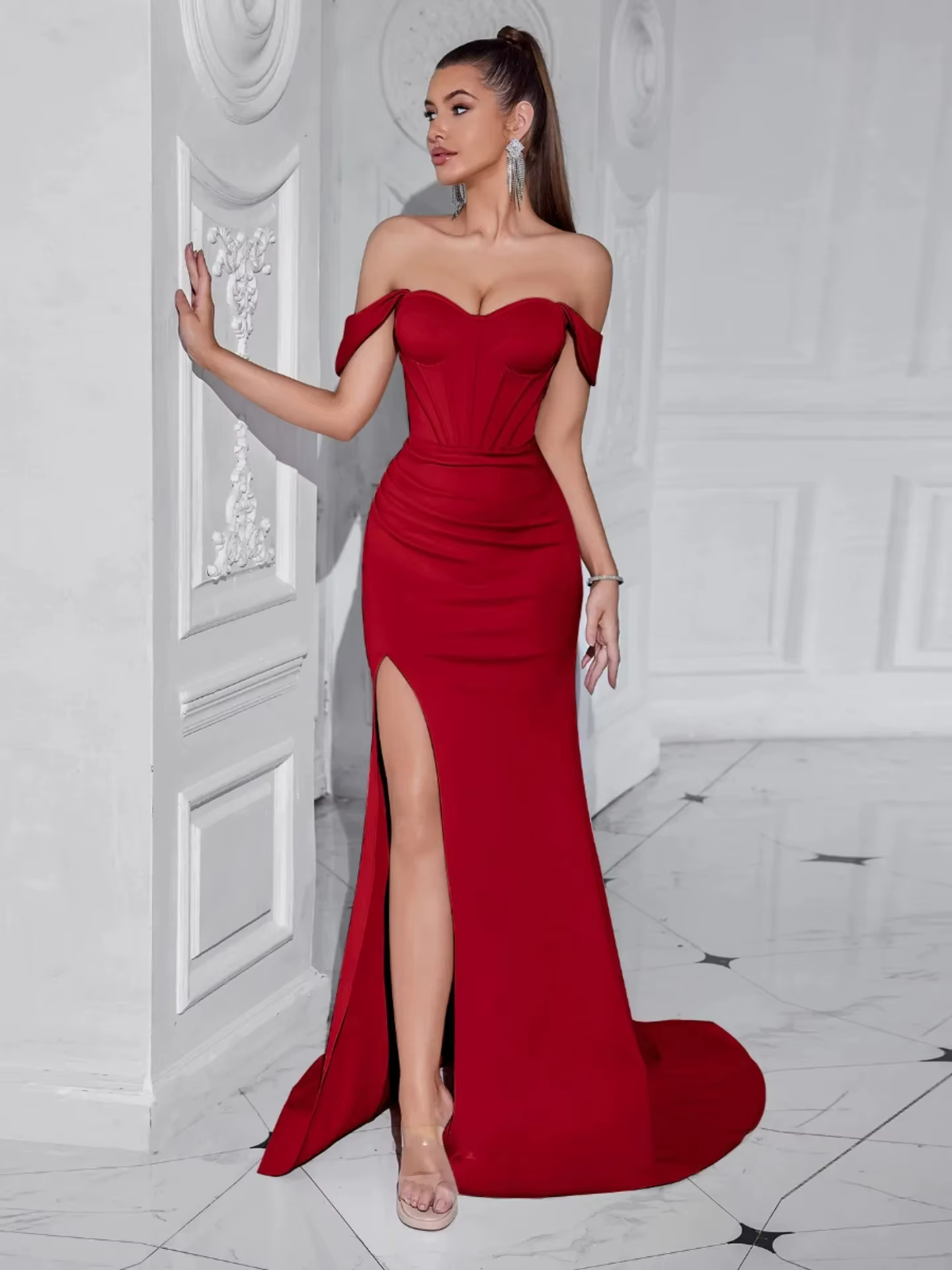 Robe de soirée longue élégante avec fente latérale et Design sans bretelles, sensation de luxe, mode