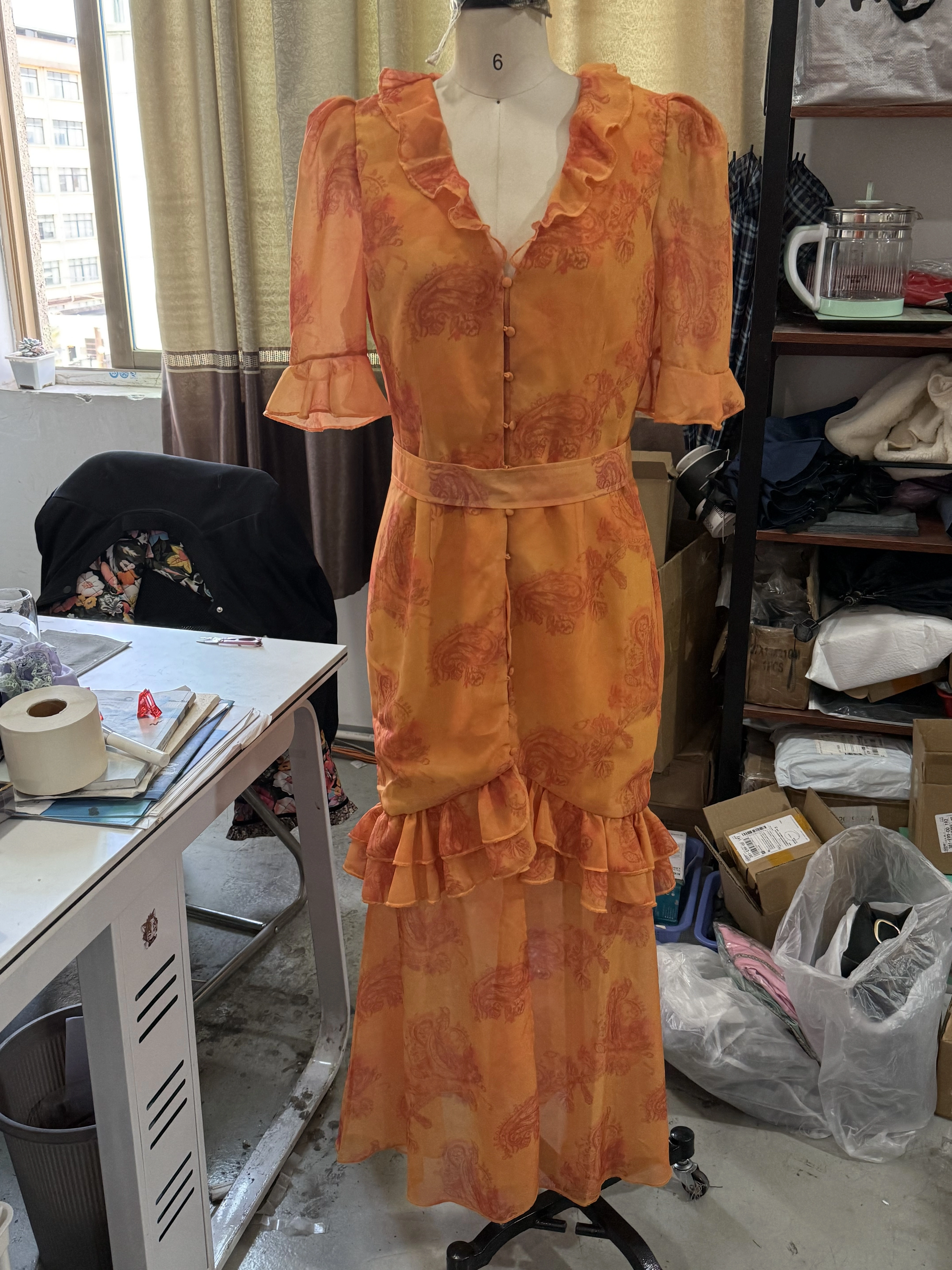 Robe longue en mousseline à imprimé floral pour femme, col en V profond romantique, manches à volant