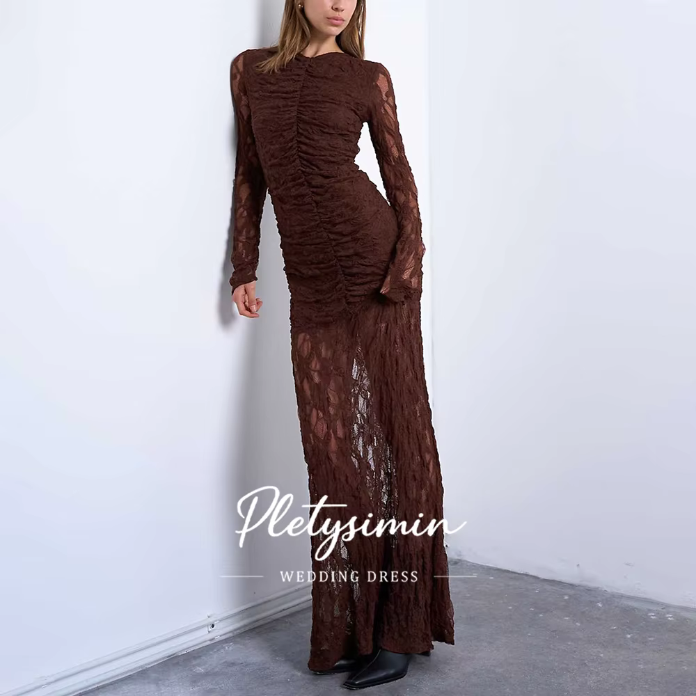Robe de soirée sirène chic à col rond et manches longues en dentelle froissée, marron chocolat, styl