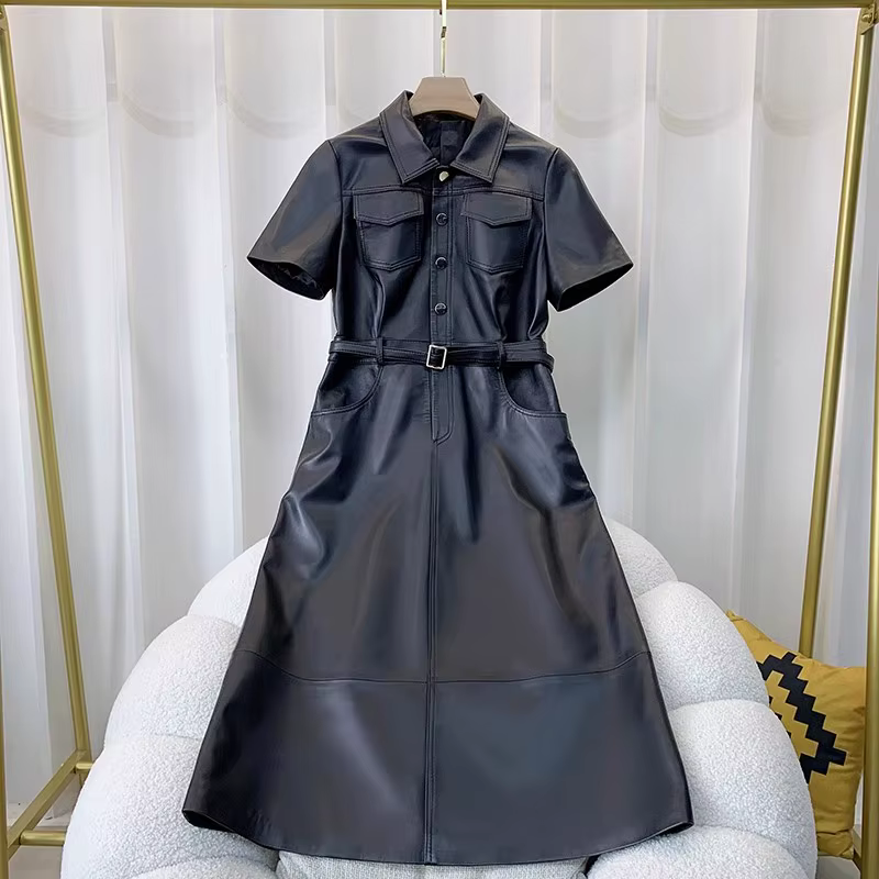 Robe mi-longue élégante en cuir véritable pour femme, manches courtes, coupe couvertes, taille haute