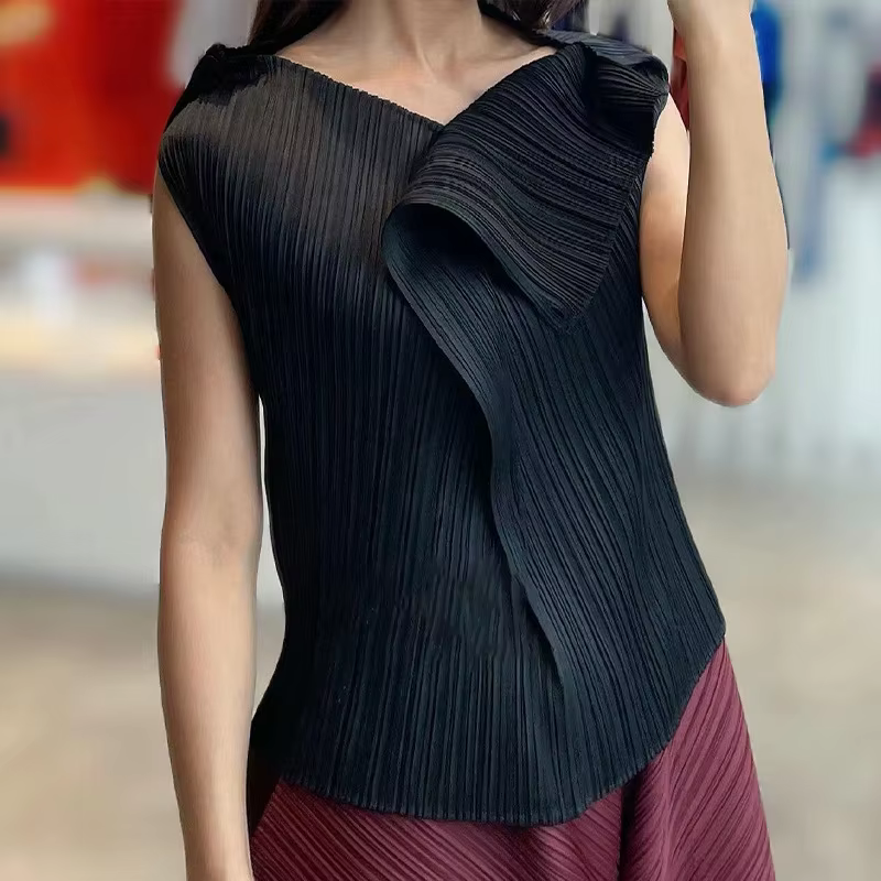 Nouvelle Collection Été – T-shirt Plissé Sans Manches Col V Uni Confortable pour Femme – Trois Maiso